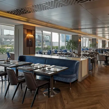 ومركز مؤتمرات ويندسور إسطنبول 5*