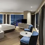 Windsor & Convention Center Hotel 5*