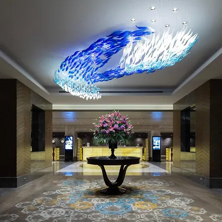 Ξενοδοχείο Windsor & Convention Center 5*