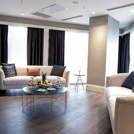 ومركز مؤتمرات ويندسور إسطنبول 5* اسطنبول