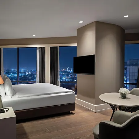 Windsor & Convention Center Hotel 5*