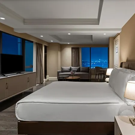 Hotel Windsor & Convention Center