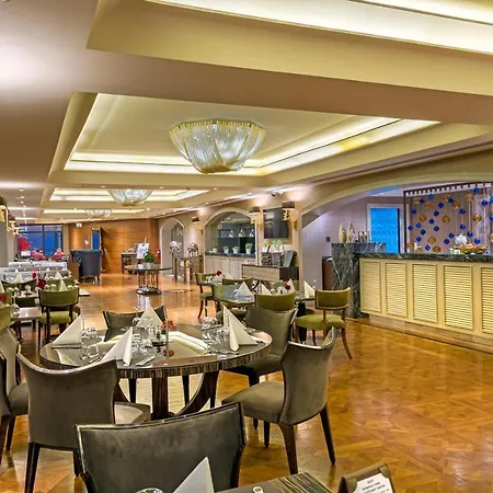 호텔 Windsor & Convention Center 5*