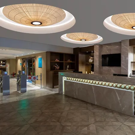 Hotel Windsor & Convention Center